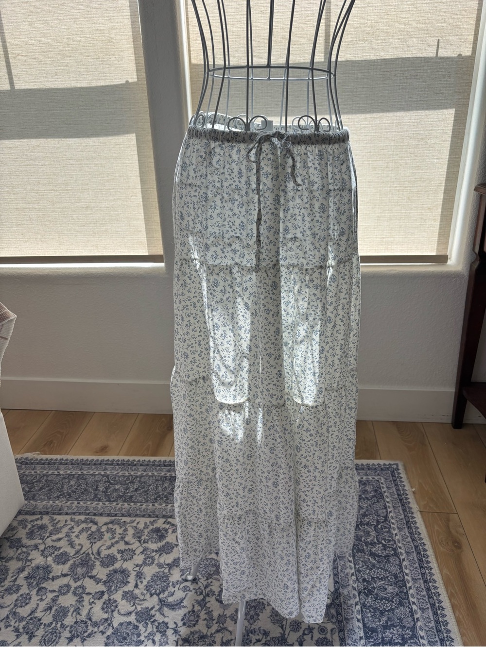 Brandy Mellville Izzy Floral skirt in gorgeous blue flower